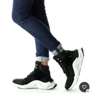 Sorel Kinetic RNEGD Sport Winter Boots Womens Sz 9 Black Waterproof Insulated